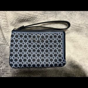 Kate Spade - Spade Link Wristlet